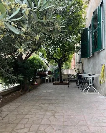Casa Con Giardino A Roma, 2 Camere, Ideale Per Famiglie, 15 Minuti Dal Colosseo, 5 Minuti Da Mirti Appartement *