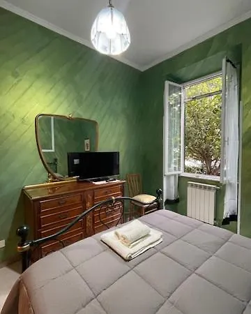 Casa Con Giardino A Roma, 2 Camere, Ideale Per Famiglie, 15 Minuti Dal Colosseo, 5 Minuti Da Mirti Rome