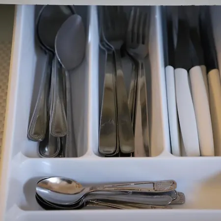 Casa Con Giardino A Roma, 2 Camere, Ideale Per Famiglie, 15 Minuti Dal Colosseo, 5 Minuti Da Mirti *