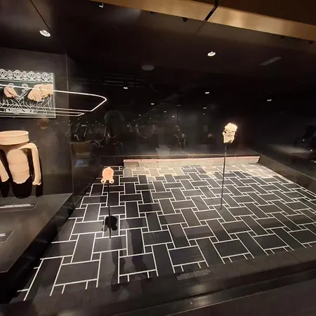 Casa Con Giardino A Roma, 2 Camere, Ideale Per Famiglie, 15 Minuti Dal Colosseo, 5 Minuti Da Mirti *